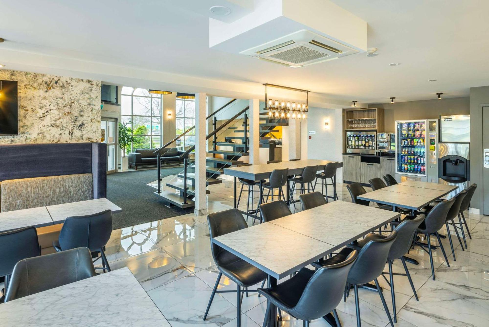 Les Suites De Laviolette Ascend Hotel Collection Trois-Rivières Kültér fotó