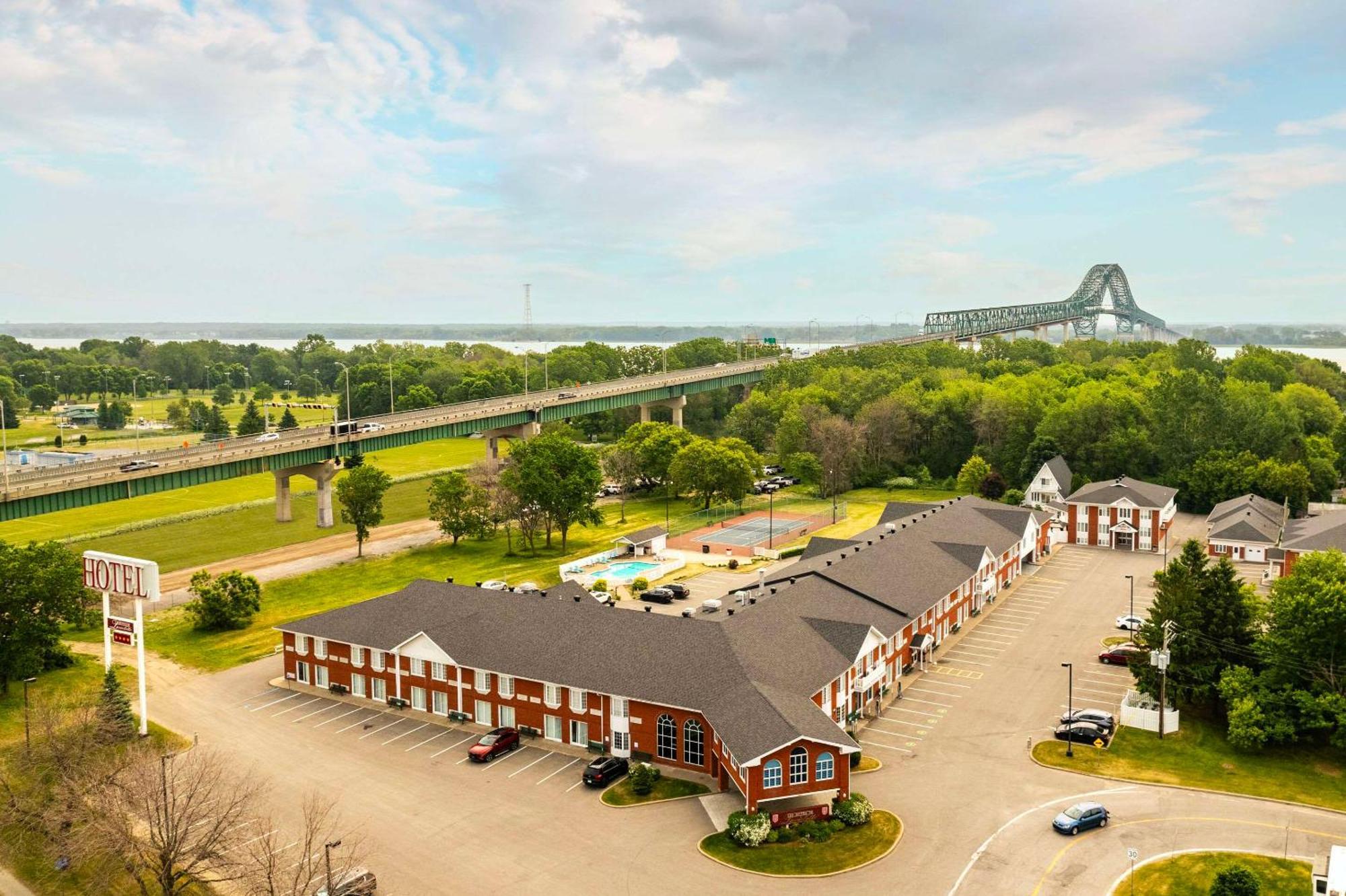 Les Suites De Laviolette Ascend Hotel Collection Trois-Rivières Kültér fotó
